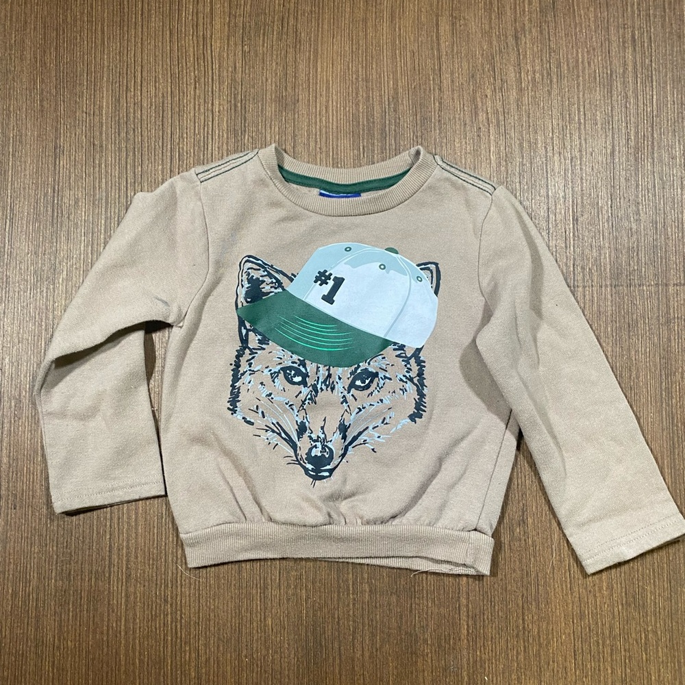 WeePlay Kids Sweater Wolf with #1 Hat size 4t